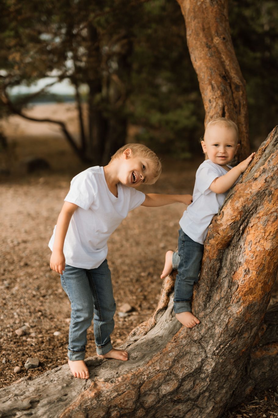 Barnfotografering, syskon, Åbo-regionen